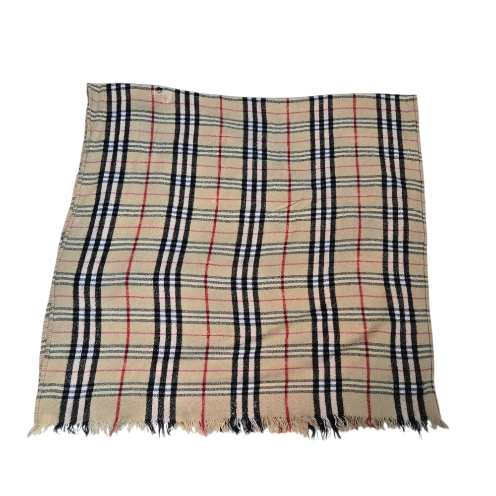 Burberry Tan Plaid/Check Short Frayed Edge Heritage Camel Scarf - Picture 9 of 12